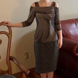 Off-shoulder brown pattern top